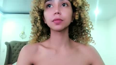 damnperfectxx online show from September 26, 2025, 12:36 am