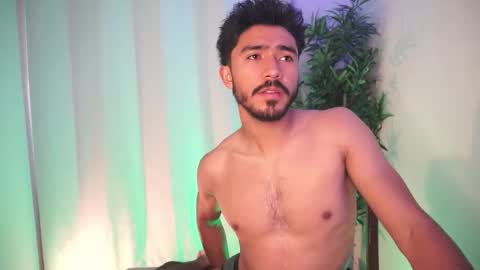 damon_frost online show from February 12, 2026, 9:43 pm