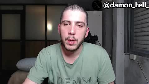 Snapshot of damon_hell chatting on May 3, 2026, 11:00 pm Damon online show from May 3, 2026, 11:00 pm