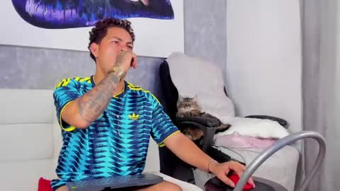 DAMON  online show from April 14, 2026, 8:31 am