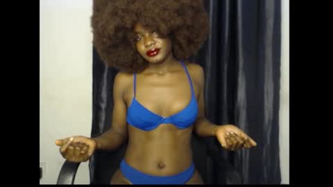 leah online show from November 24, 2025, 3:39 am