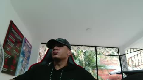 Snapshot of damyan_2003 chatting on March 4, 2025, 3:04 pm damyan_2003 online show from March 4, 2025, 3:04 pm