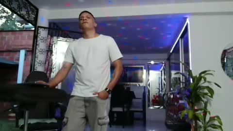 Snapshot of damyan_2003 chatting on September 12, 2025, 10:54 pm damyan_2003 online show from September 12, 2025, 10:54 pm