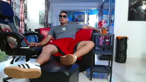 Snapshot of damyan_2003 chatting on October 7, 2025, 10:29 pm damyan_2003 online show from October 7, 2025, 10:29 pm