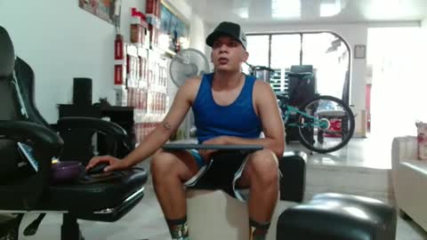 Snapshot of damyan_2003 chatting on January 8, 2026, 9:06 pm damyan_2003 online show from January 8, 2026, 9:06 pm