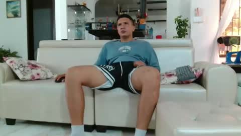 Snapshot of damyan_2003 chatting on February 26, 2026, 2:38 pm damyan_2003 online show from February 26, 2026, 2:38 pm