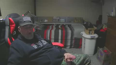 Snapshot of dan137111 chatting on March 6, 2026, 4:03 pm dan137111 online show from March 6, 2026, 4:03 pm