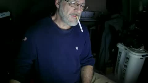 dan137111 online show from May 4, 2026, 11:28 am