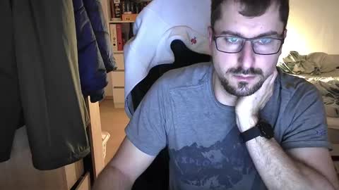 Snapshot of dan_the_man405 chatting on December 1, 2024, 7:25 pm King Dan online show from December 1, 2024, 7:25 pm