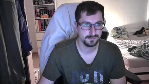 Snapshot of dan_the_man405 chatting on December 19, 2024, 7:40 pm King Dan online show from December 19, 2024, 7:40 pm