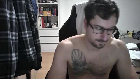 Snapshot of dan_the_man405 chatting on January 22, 2025, 8:17 pm King Dan online show from January 22, 2025, 8:17 pm