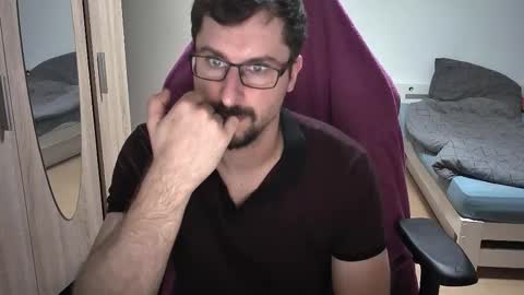 Snapshot of dan_the_man405 chatting on September 8, 2025, 6:29 pm King Dan online show from September 8, 2025, 6:29 pm