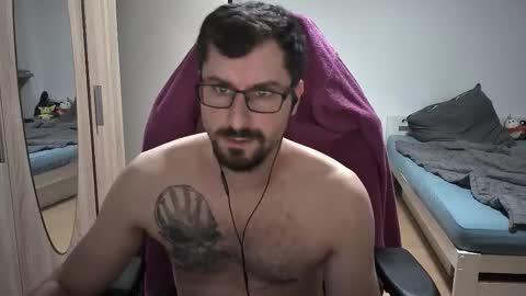 Snapshot of dan_the_man405 chatting on September 12, 2025, 8:31 pm King Dan online show from September 12, 2025, 8:31 pm