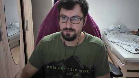 Snapshot of dan_the_man405 chatting on October 4, 2025, 8:18 pm King Dan online show from October 4, 2025, 8:18 pm