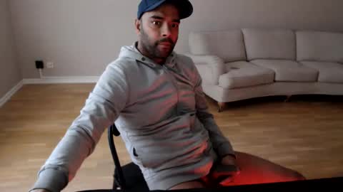 dan_the_man43 online show from March 1, 2026, 2:08 pm