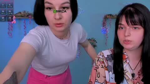 dana_cute1_ online show from May 18, 2026, 9:15 am