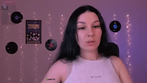 dana_cute1_ online show from May 23, 2026, 7:18 pm