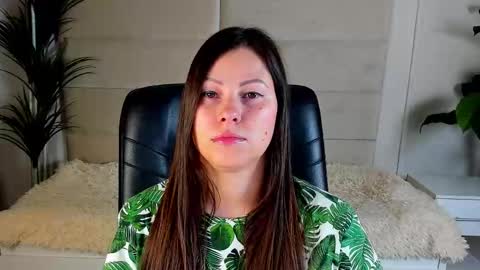 Snapshot of dana_dom chatting on November 9, 2025, 1:04 am Dana Dom online show from November 9, 2025, 1:04 am