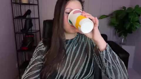 Dana Dom online show from March 30, 2026, 3:29 am