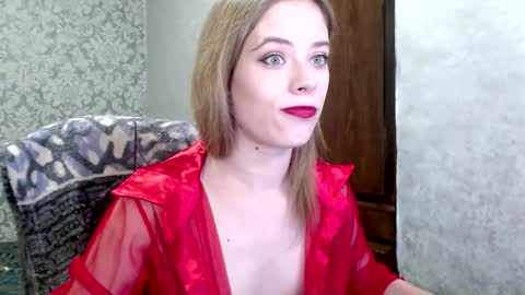 Snapshot of dana_smilex chatting on October 22, 2025, 5:56 pm Dana SmileX online show from October 22, 2025, 5:56 pm