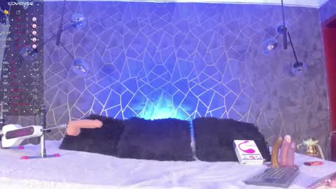 Snapshot of danaandthamaraangels chatting on February 6, 2026, 8:34 pm online show from February 6, 2026, 8:34 pm