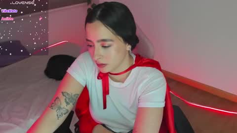 danay_01 online show from October 31, 2025, 8:21 pm