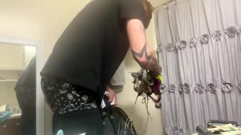 C2o7M3 online show from January 18, 2025, 1:18 pm