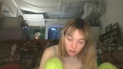 Snapshot of danceissexisbeauty2 chatting on February 28, 2026, 9:49 pm Your submissive patient online show from February 28, 2026, 9:49 pm