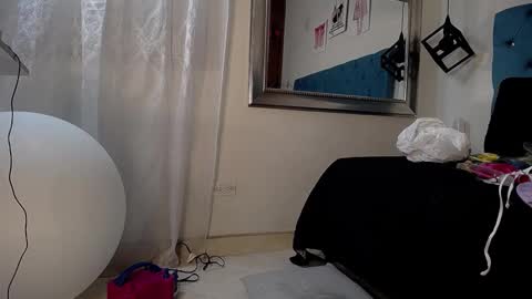 Snapshot of dandarkie01 chatting on March 6, 2025, 3:35 am dandarkie online show from March 6, 2025, 3:35 am