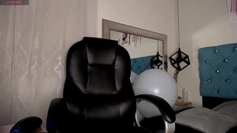 Snapshot of dandarkie01 chatting on March 10, 2025, 12:51 am dandarkie online show from March 10, 2025, 12:51 am