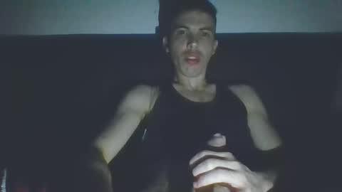 Snapshot of dane950804 chatting on February 21, 2026, 12:33 am dane950804 online show from February 21, 2026, 12:33 am