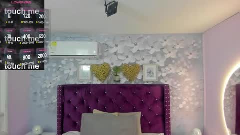 Snapshot of danee_19 chatting on February 9, 2025, 11:36 am Daniela online show from February 9, 2025, 11:36 am