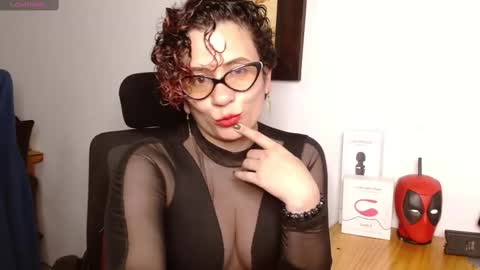 Snapshot of daneshka_naughty chatting on December 12, 2024, 3:32 am DANESHKA online show from December 12, 2024, 3:32 am