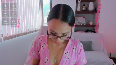 Snapshot of danessacronin chatting on May 29, 2026, 8:07 pm Danesa online show from May 29, 2026, 8:07 pm