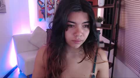 Veronica online show from September 12, 2025, 11:43 am