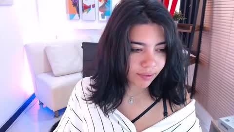 Snapshot of dangel_noir6 chatting on December 19, 2025, 11:28 am Veronica online show from December 19, 2025, 11:28 am