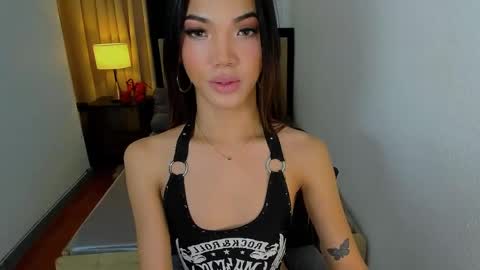 STEPHANIE online show from June 5, 2026, 9:53 pm