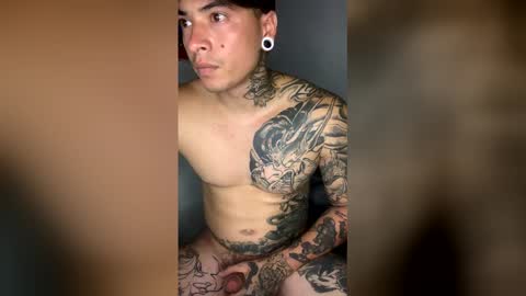 dani_cesar2 online show from May 18, 2026, 5:13 am