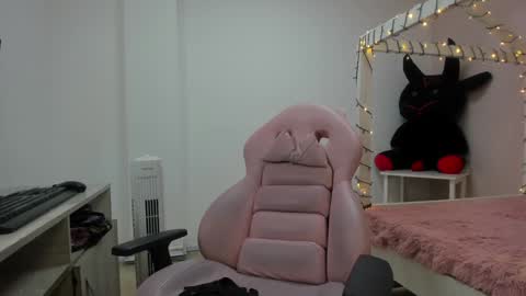Dani online show from January 27, 2025, 5:58 pm