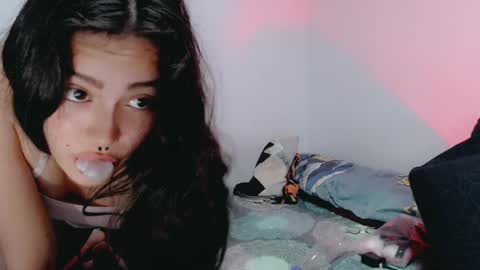 dani y jocelyn online show from February 19, 2025, 9:58 pm