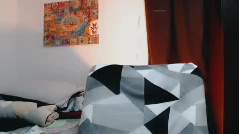 dani y jocelyn online show from March 1, 2025, 5:27 pm