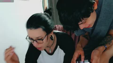 dani y jocelyn online show from September 30, 2025, 7:19 pm