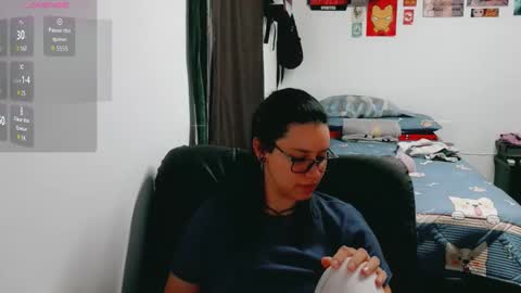 Snapshot of dani_jocelyn chatting on December 20, 2025, 7:32 pm dani y jocelyn online show from December 20, 2025, 7:32 pm