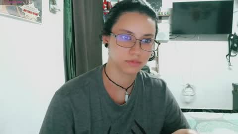 dani y jocelyn online show from May 27, 2026, 1:57 am