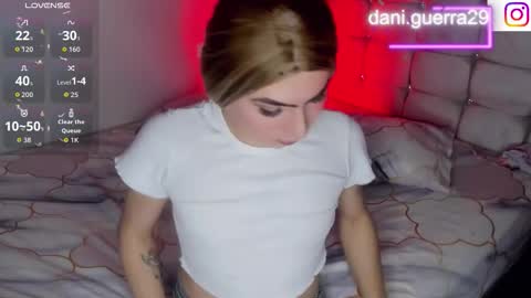 Snapshot of dani_lovet1 chatting on October 17, 2025, 11:18 pm dani online show from October 17, 2025, 11:18 pm