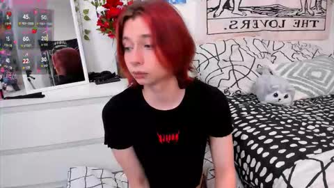 Snapshot of dani_mur chatting on September 10, 2025, 8:09 pm Daniel online show from September 10, 2025, 8:09 pm