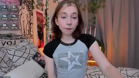 Snapshot of dani_mur chatting on November 14, 2025, 7:34 pm Daniel online show from November 14, 2025, 7:34 pm