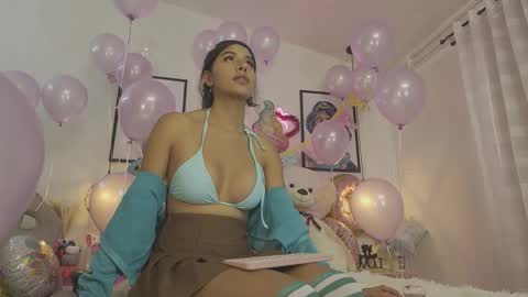   online show from October 31, 2025, 3:57 pm