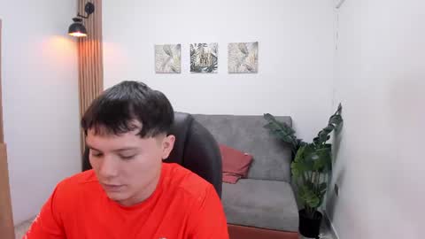 Snapshot of dani_prada chatting on July 7, 2026, 8:13 pm dani_prada online show from July 7, 2026, 8:13 pm