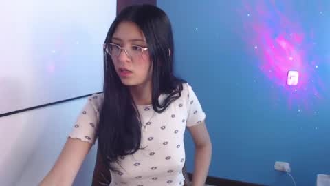 Snapshot of dani_tf chatting on April 16, 2026, 2:29 pm dani_tf online show from April 16, 2026, 2:29 pm